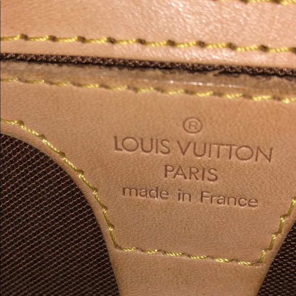 ‼️SOLD ‼️Louis Vuitton Ellipse PM - Picture 7 of 8